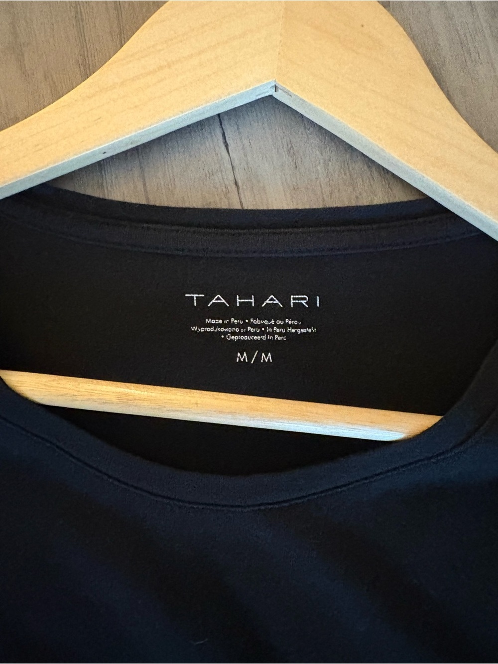 Tahari Black Crewneck Long Sleeve Top - Picture 4 of 5